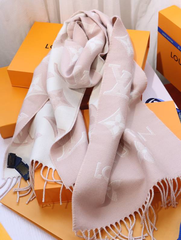 Louis Vuitton Scarf LVC00488